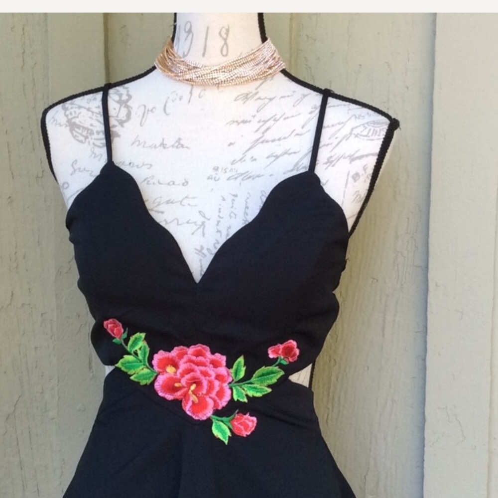 New! Black Floral Cutout Dress - Picture 2 of 8